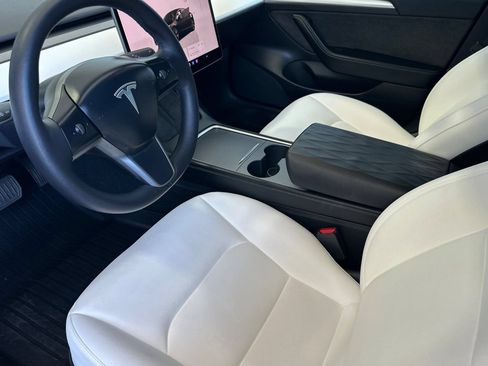 Used 2023 Tesla Model 3 Standard Range RWD image 10