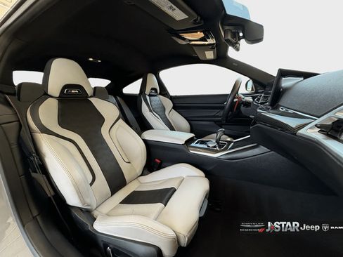 Used 2025 BMW M4 Competition w/ Executive Package RWD image 14