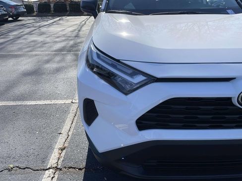 New 2025 Toyota RAV4 LE image 18