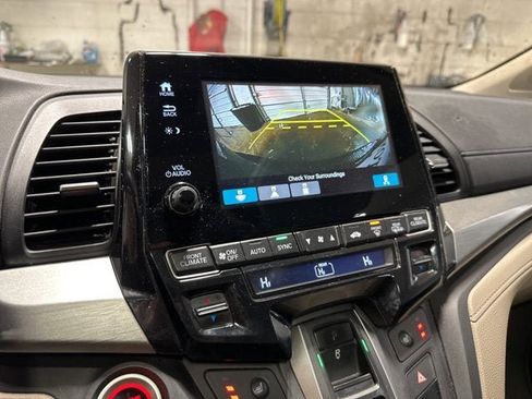 Used 2018 Honda Odyssey EX-L image 2