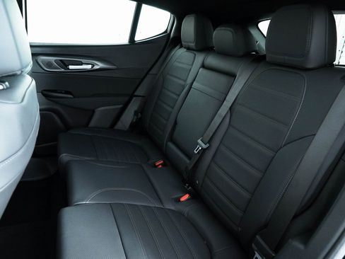 New 2024 Alfa Romeo Tonale Ti image 18