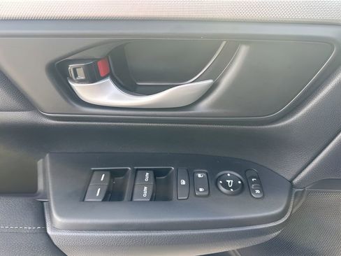 Used 2021 Honda CR-V Special Edition image 24