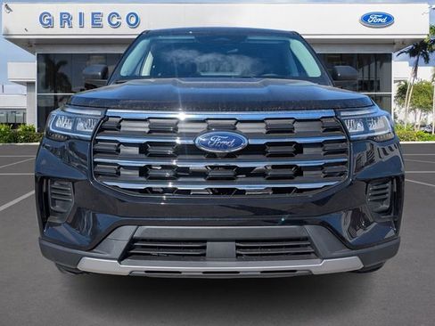 New 2026 Ford Explorer Active image 2