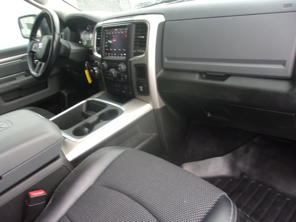 Used 2019 RAM 1500 Warlock AWD/4WD image 14