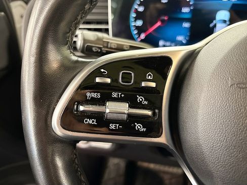 Used 2023 Mercedes-Benz GLS 450 4MATIC image 22