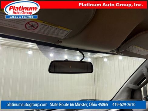 Used 2017 Chevrolet Express 3500 Extended RWD image 37