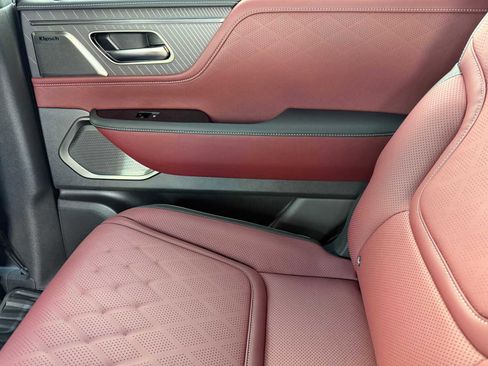 New 2026 INFINITI QX80 Autograph w/ Premium Cargo Package image 27