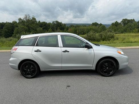 Used 2007 Toyota Matrix w/ PWR Pkg FWD image 4