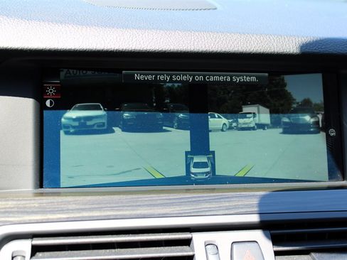 Used 2013 BMW 550i Sedan image 24