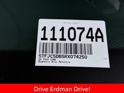 Used 2024 Toyota Tundra Limited w/ Power Package AWD/4WD image 31