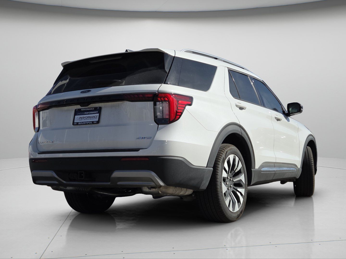 Used 2026 Ford Explorer Platinum w/ LUX Leather Package AWD/4WD image 26