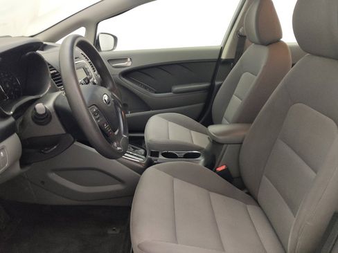 Used 2017 Kia Forte LX FWD image 17