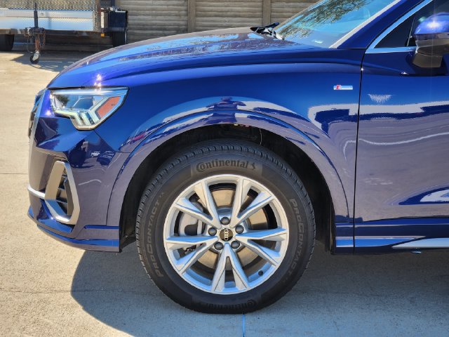 Used 2025 Audi Q3 2.0T Premium Plus w/ Premium Plus Package AWD/4WD image 15