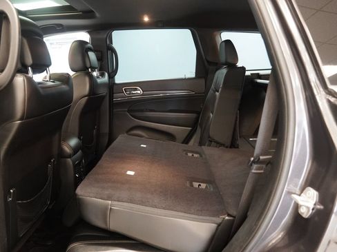 Used 2016 Jeep Grand Cherokee Limited AWD/4WD image 29