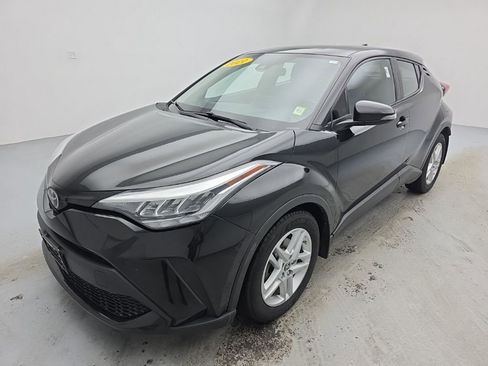 Used 2021 Toyota C-HR LE image 5
