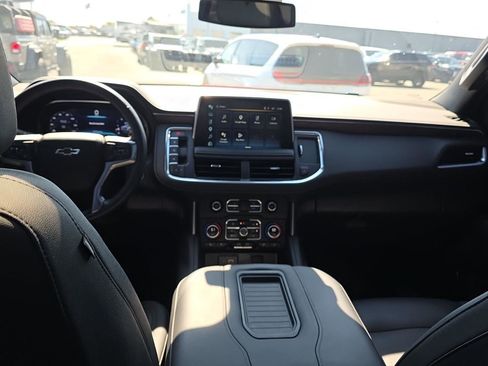 Used 2024 Chevrolet Tahoe Z71 w/ Luxury Package image 20