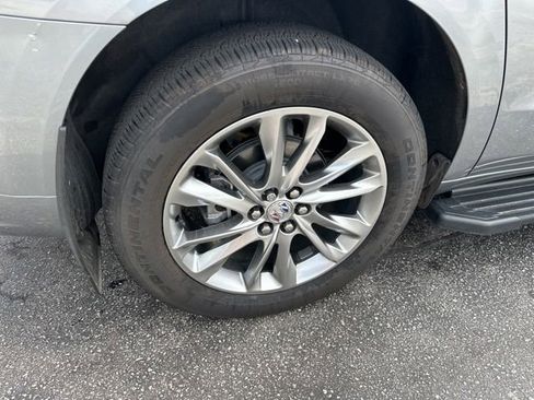 Used 2024 Buick Enclave Avenir w/ Avenir Technology Package FWD image 23