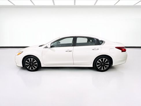 Used 2018 Nissan Altima 2.5 SV FWD image 21