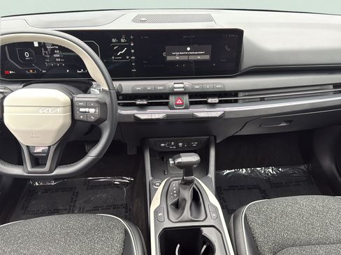 Used 2025 Kia K4 GT-Line w/ GT-Line Sunroof Package FWD image 28