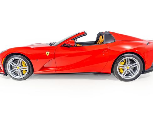 Certified 2023 Ferrari 812 GTS RWD image 15