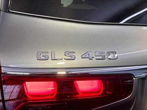 New 2026 Mercedes-Benz GLS 450 4MATIC image 6