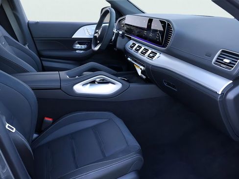 New 2026 Mercedes-Benz GLE 53 AMG 4MATIC Coupe image 8