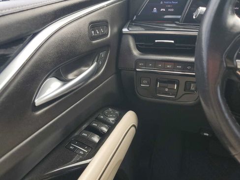 Used 2022 Cadillac Escalade Sport w/ Touring Package AWD/4WD image 13