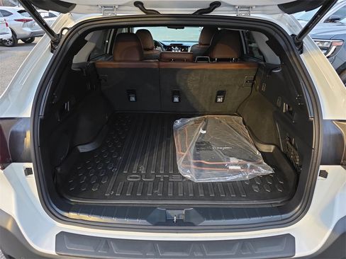 Used 2024 Subaru Outback Touring image 35