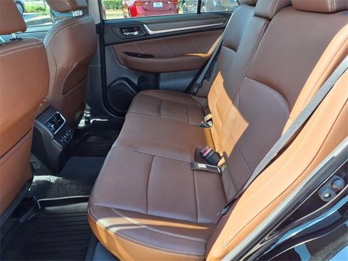Used 2019 Subaru Outback 3.6R Touring image 9