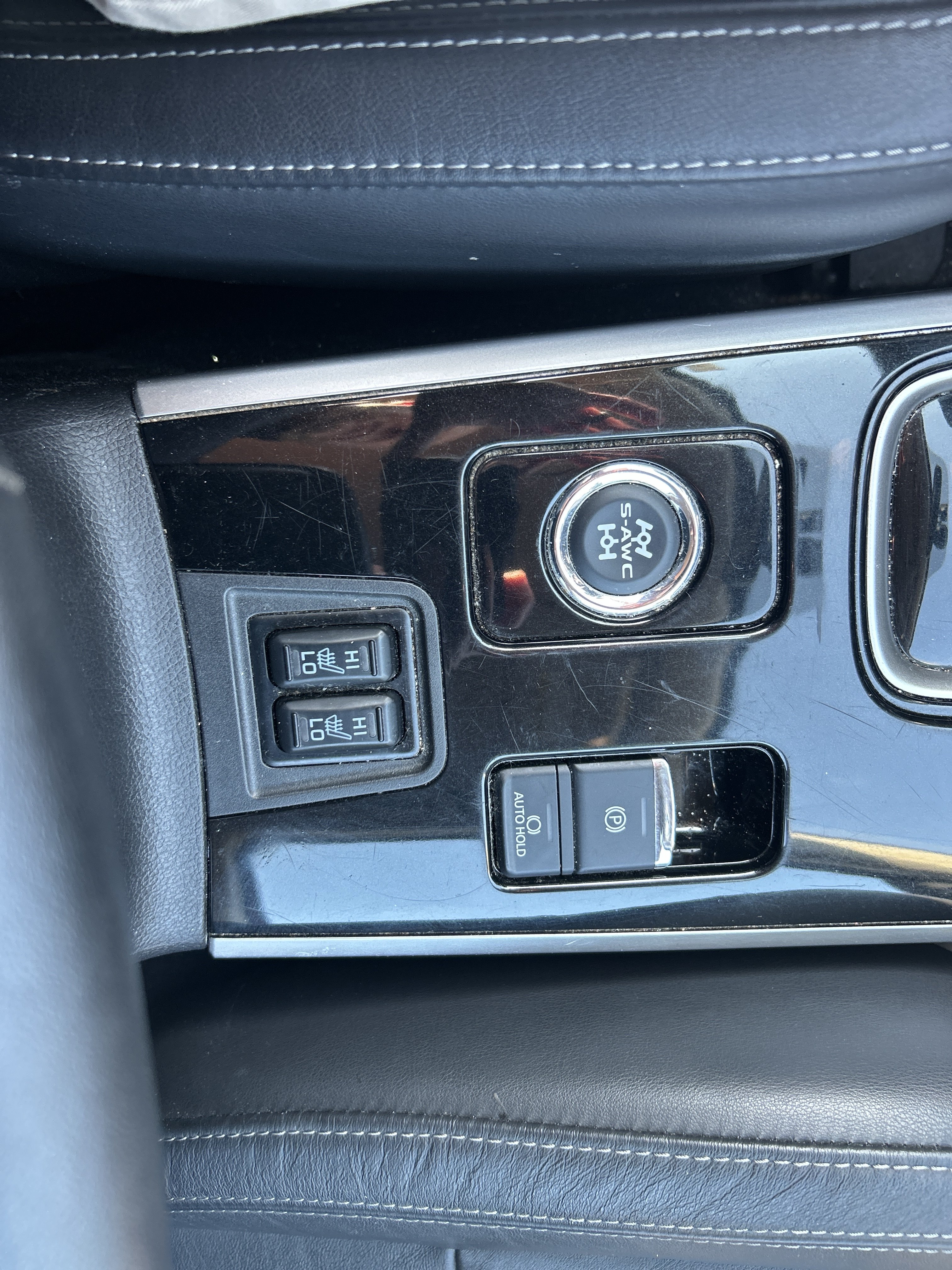 Used 2019 Mitsubishi Outlander ES AWD/4WD image 28