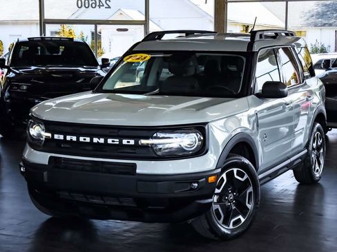 Used 2023 Ford Bronco Sport Outer Banks image 7