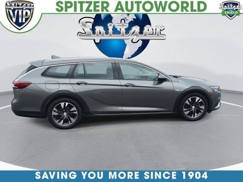 Used 2018 Buick Regal Essence w/ Driver Confidence Package #1 AWD/4WD image 10