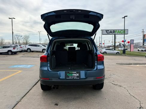 Used 2018 Volkswagen Tiguan Limited image 12