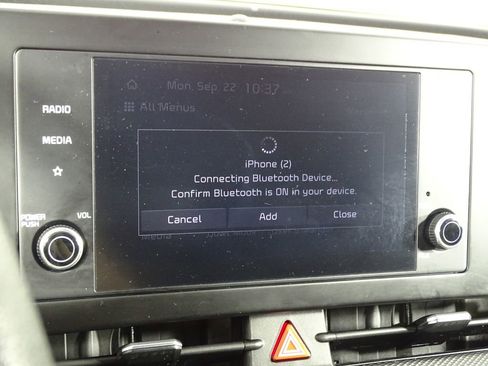 Used 2024 Kia Sportage LX image 32