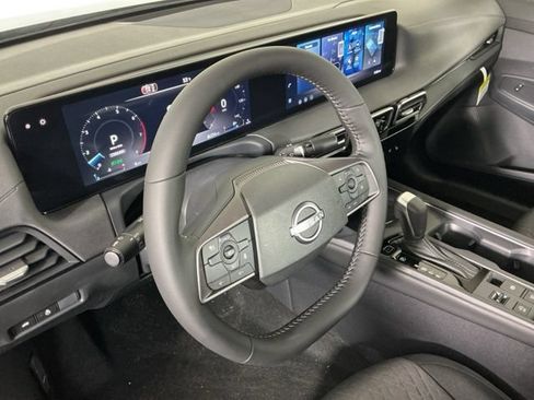 New 2026 Nissan Sentra SV w/ SV Convenience Package FWD image 9