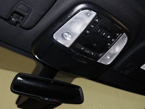 Used 2014 Jeep Grand Cherokee Overland w/ Advanced Technology Group AWD/4WD image 25