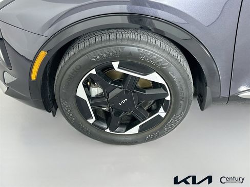 Certified 2026 Kia Sportage SX FWD image 31