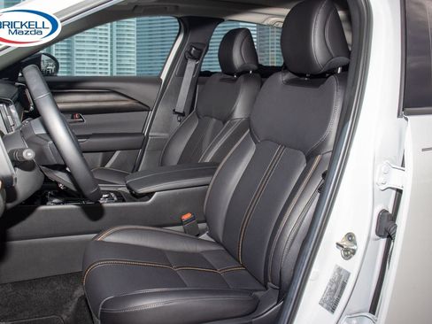 Used 2025 MAZDA CX-50 AWD 2.5 S w/ Premium Plus Pkg image 6