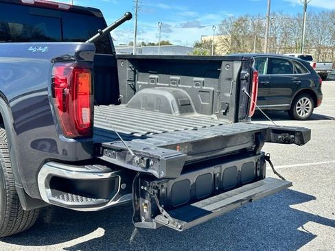 Used 2025 GMC Sierra 1500 SLT w/ SLT Premium Plus Package image 14