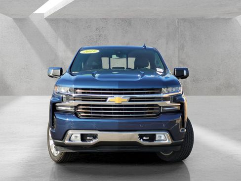 Used 2019 Chevrolet Silverado 1500 High Country image 2