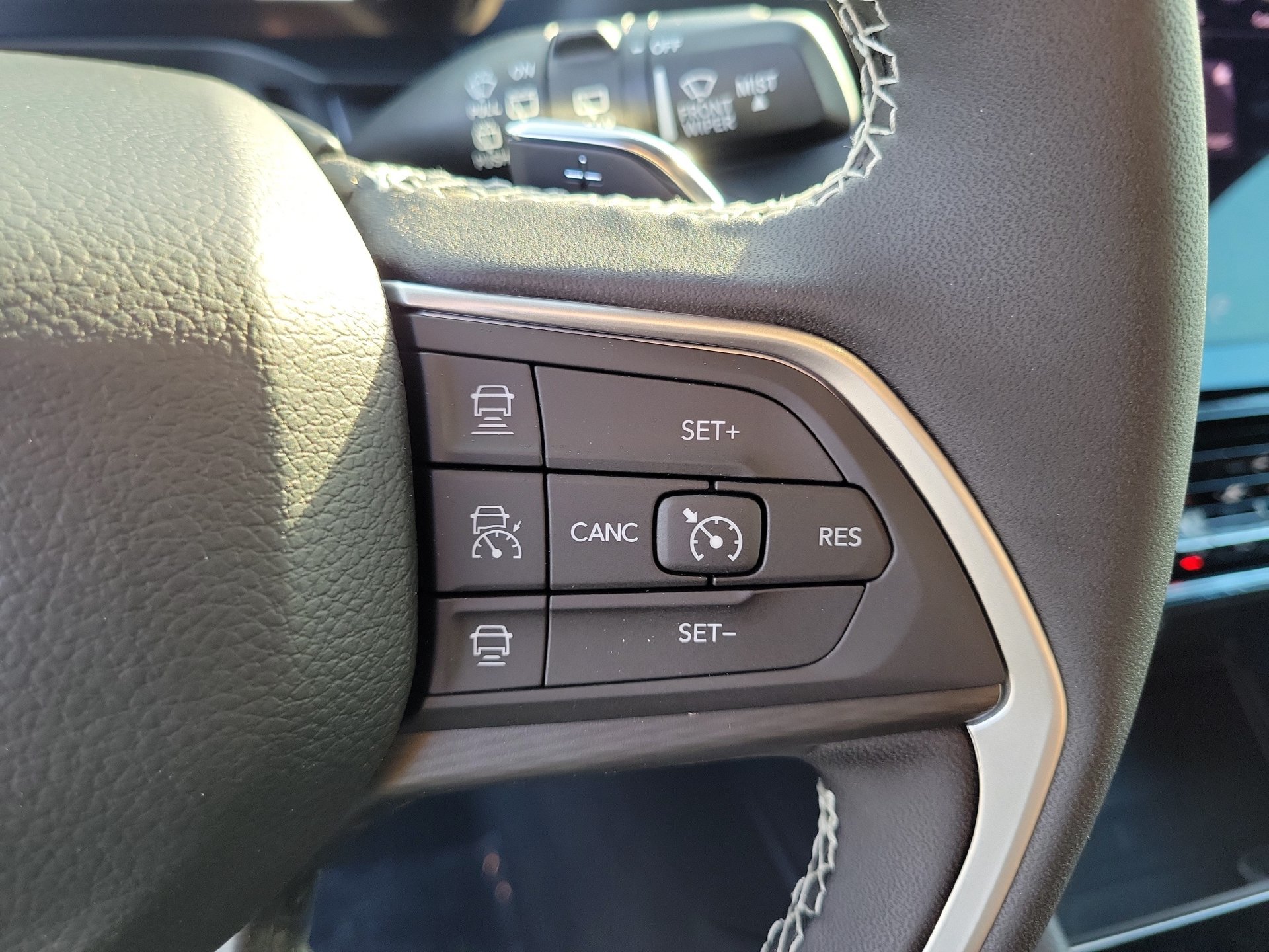 New 2026 Jeep Grand Cherokee Laredo X AWD/4WD image 6