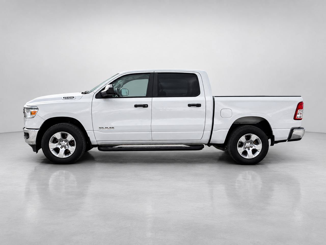 Used 2020 RAM 1500 Tradesman AWD/4WD image 2