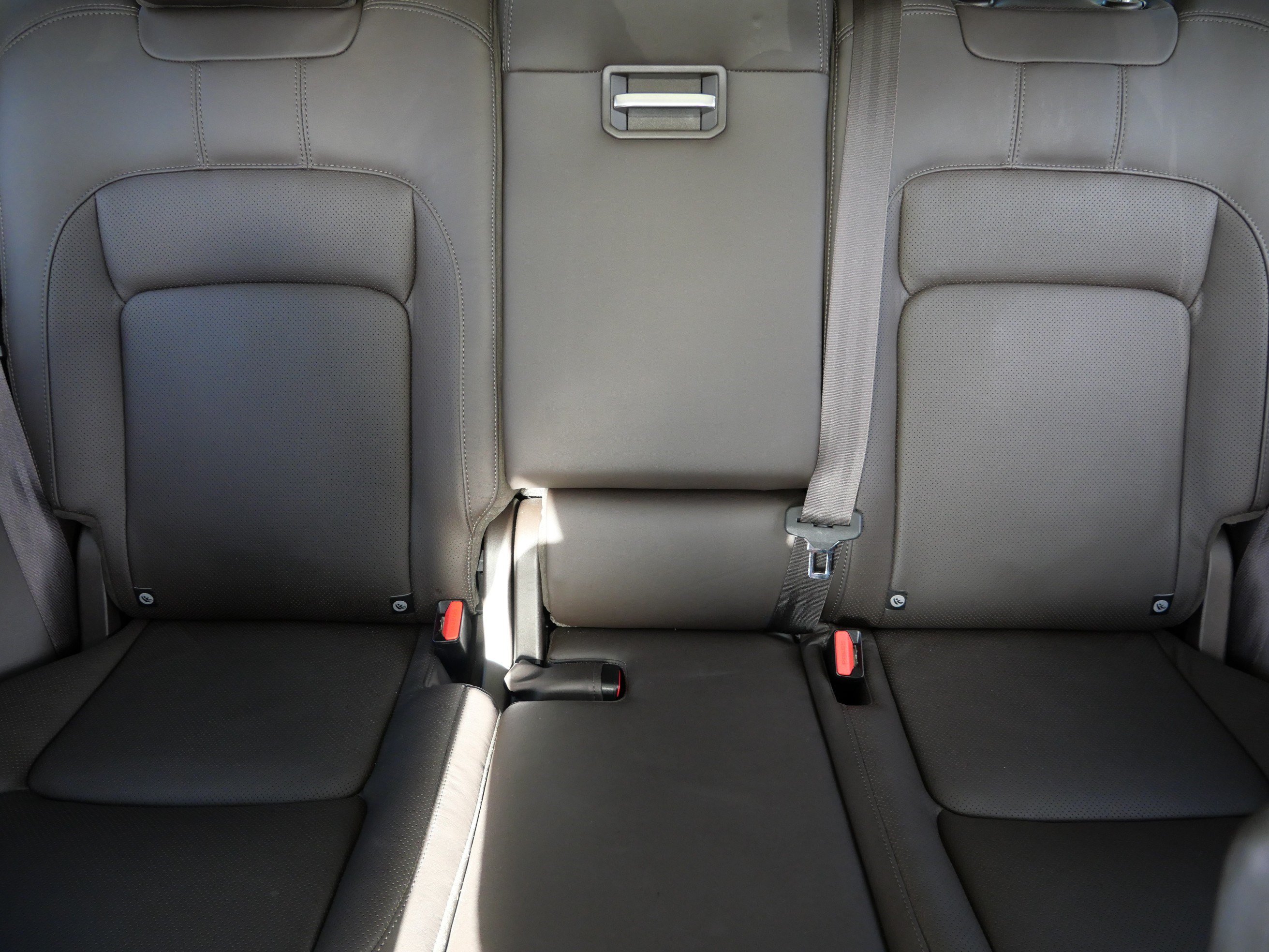Used 2019 Land Rover Range Rover HSE AWD/4WD image 13