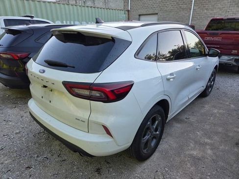 Used 2023 Ford Escape ST-Line AWD/4WD image 5