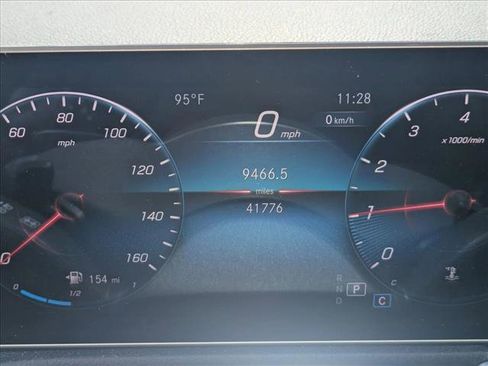 Used 2021 Mercedes-Benz GLB 250 image 10