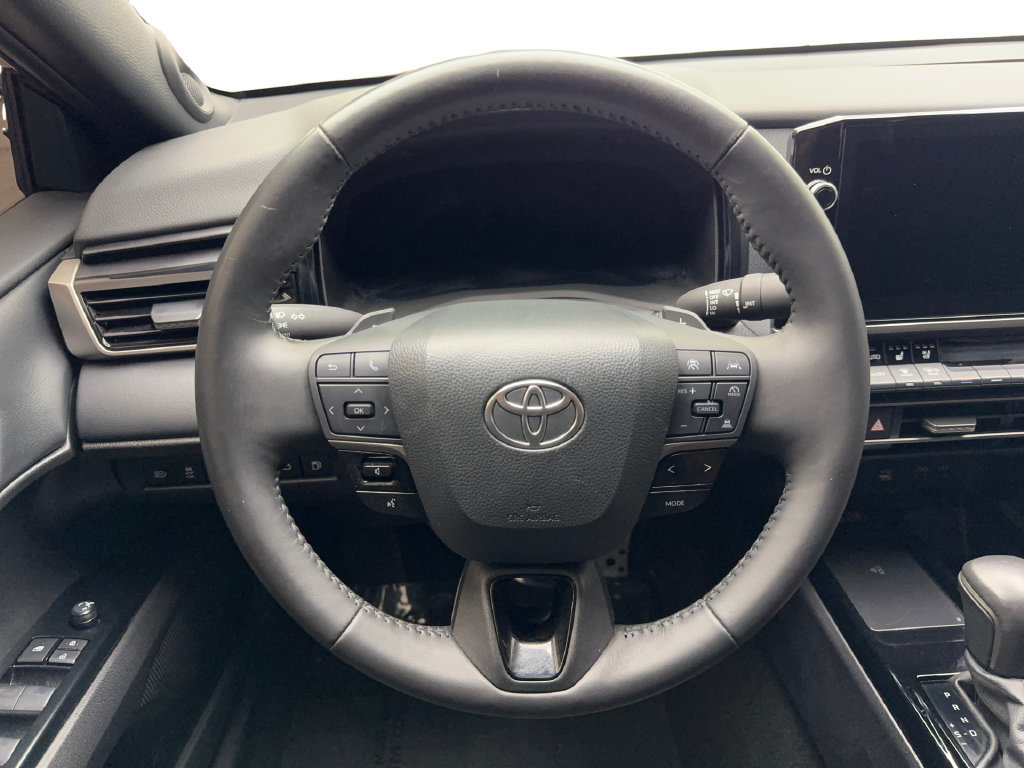 Used 2025 Toyota Camry XSE w/ Premium Package FWD image 58