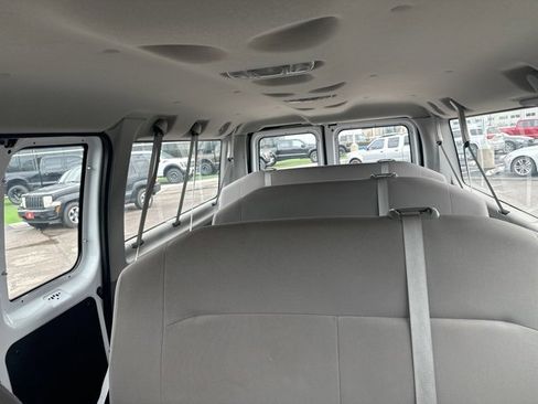 Used 2014 Ford E-350 and Econoline 350 XL image 12