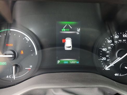 Certified 2024 Toyota Sienna XLE w/ XLE Plus Package AWD/4WD image 13