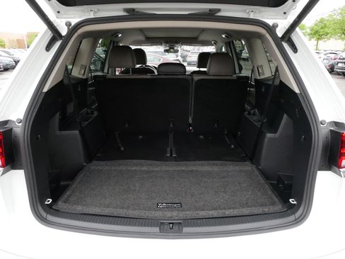 Certified 2024 Volkswagen Atlas SEL AWD/4WD image 18
