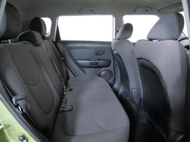 Used 2013 Kia Soul FWD image 14